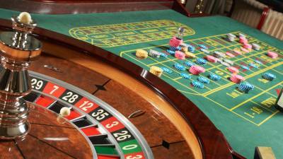 В РФ усилят контроль за выигрышами в казино