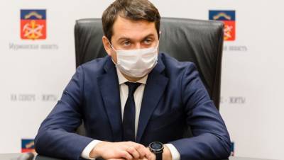 Губернатор Мурманской области испытал на себе вакцину от COVID-19