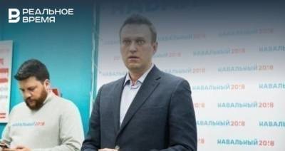 Навальный хочет подать на Пескова в суд за слова о работе с ЦРУ