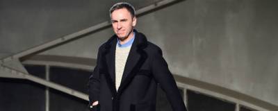 Бренд Raf Simons запустил женскую линию одежды