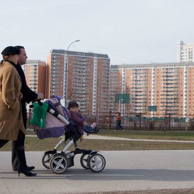 Почти половина россиян в возрасте от 18 до 45 лет не намерены заводить детей