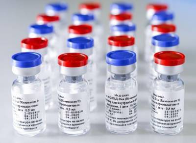 Первая крупная партия вакцины от Covid-19 придет в Москву в ноябре—декабре