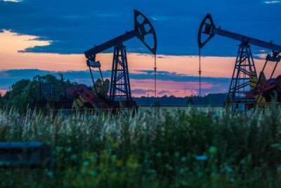 Российская нефть Urals в сентябре подешевела в 1,5 раза