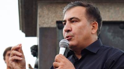 Политолог Бредихин указал причины нападения на Саакашвили в Киеве