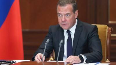 Медведев заявил о росте киберпреступности во время удаленки