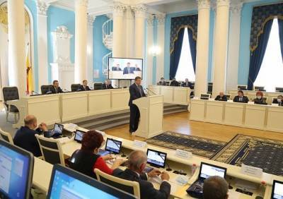Любимов отметил заслуги депутатов VI созыва Рязанской облдумы