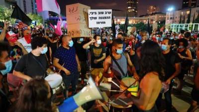 Несмотря на запрет: в Израиле прошли сотни демонстраций с требованием отставки Нетаниягу