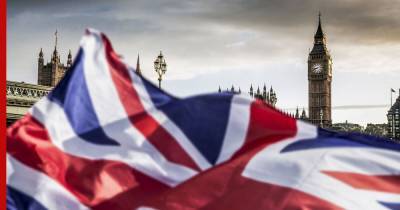 Великобритания отозвала своего посла в Минске