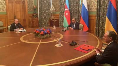 Встреча глав МИД Армении, России и Азербайджана длится семь часов