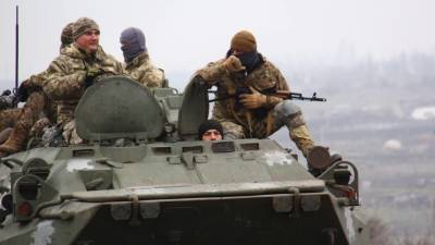 Донбасс сегодня: Донецк обстрелян управляемыми ракетами, Киев гонит артиллерию на фронт