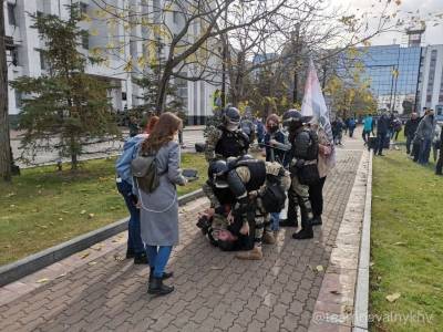 В Хабаровске ОМОН избил протестующих и впервые разогнал акцию протеста