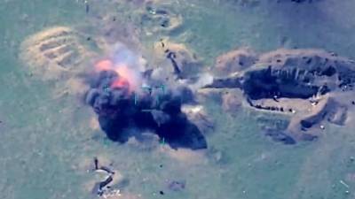 Беспилотник запечатлел уничтожение артиллерийских позиций в Нагорном Карабахе