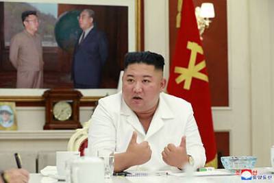 Ким Чен Ын поблагодарил корейцев за отсутствие зараженных коронавирусом