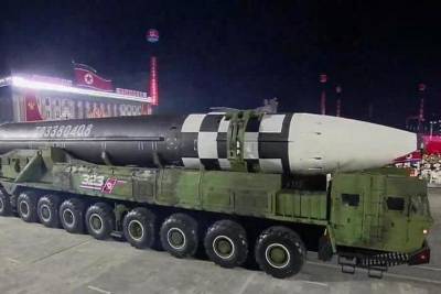 КНДР показала свою новую баллистическую ракету «Пуккыксон 4-А»
