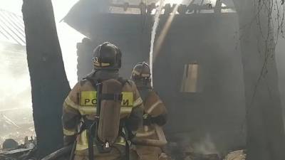 Три человека сгорели в жилом доме в Татарстане