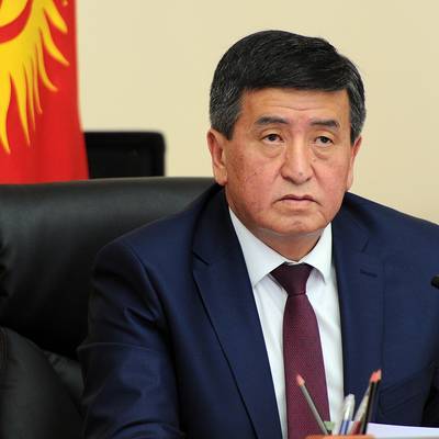 Президент Киргизии Сооронбай Жээнбеков готов уйти в отставку