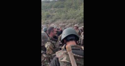 "Преклоняюсь перед вами": президент Карабаха встретил бойцов, отстоявших Гадрут