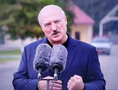 Александр Лукашенко пообщался в СИЗО с оппозиционерами
