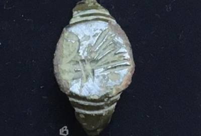 Кладоискатель нашел в Выборге женский перстень XV-XVII веков
