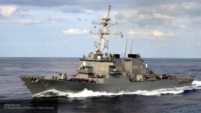 В Китае обвинили эсминец ВМС США "Джон Маккейн" в нарушении морских границ