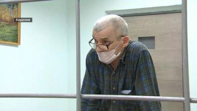 Дмитриев объяснил скандальную историю с падчерицей болью в паху