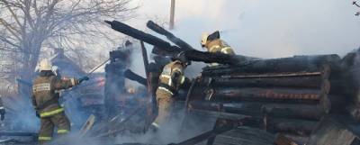 В Татарстане при пожаре в частном доме погибли три человека