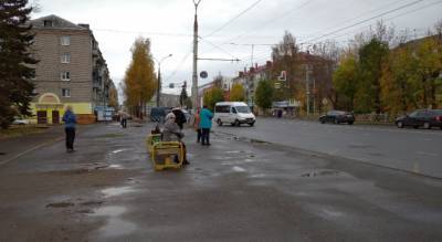 Вместо остановки - лавочка: как ждут транспорта в Ярославской области