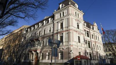 Посольство России в Латвии выразило протест в связи с депортацией Норвинда