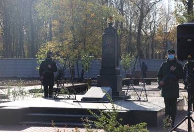 В Петербурге открыли сквер в память о лётчиках, погибших в Зимней войне