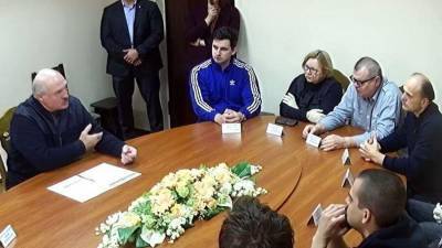 Лукашенко встретился с членами оппозиции в СИЗО