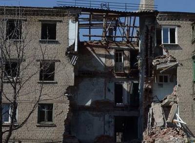 В азербайджанском Гяндже при попадании ракеты в жилой дом погибли пять человек