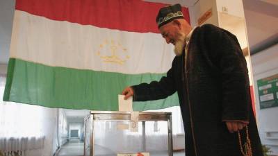 Явка на выборы президента Таджикистана за первые три часа составила 20%