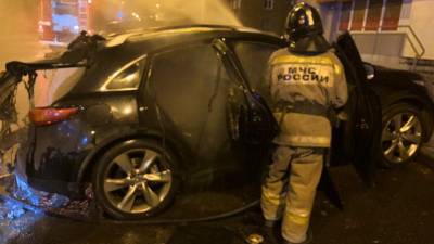 На Юго-Западе за ночь сгорели три автомобиля, еще один поврежден (ФОТО)