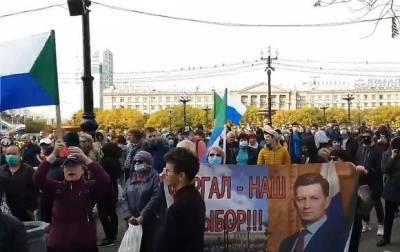 Митинг в Хабаровске: перекрытые дороги и «снайперы» на крышах