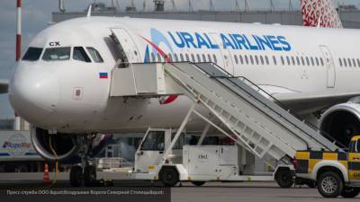 Вылетевший из Челябинска самолет экстренно вернулся в аэропорт
