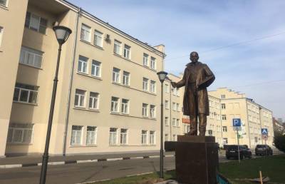 В Твери устанавливают памятник художнику Ефрему Зверькову