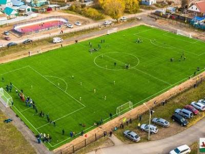 В Уфе на стадионе «Нижегородец» открыли новое футбольное поле