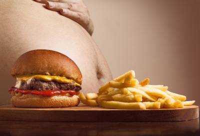 Минздрав предупредил, что люди с ожирением тяжелее переносят коронавирус