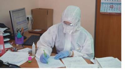 Массовое прививание петербуржцев вакциной от коронавируса может начаться в конце года