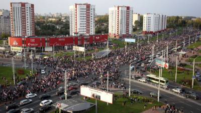 Милиция сообщает о нескольких десятках задержанных на протестах в Минске