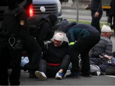 Жёсткий разгон демонстрантов в Минске: есть раненые