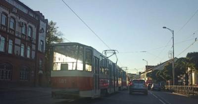В Калининграде трамваи встали из-за ДТП на путях (фото)