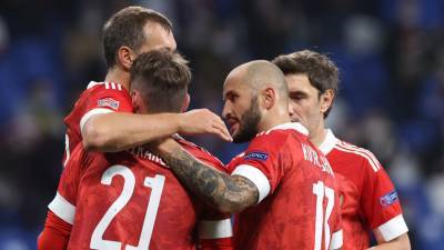 Сборная России выигрывает у Турции после первого тайма матча Лиги наций