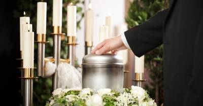 De facto: крематорий получал предназначенные родственникам компенсации на похороны одиноких умерших