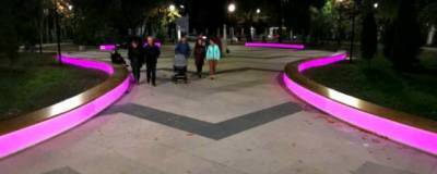 В рязанском Верхнем городском парке установили скамейки с подсветкой