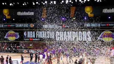 «Лейкерс» в 17-й раз стали чемпионами НБА, повторив рекорд «Бостона»