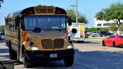 Юный американец угнал школьный автобус и врезался в газопровод