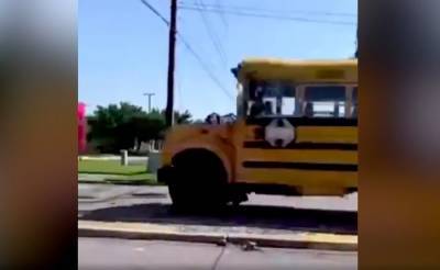 11-летний ребенок угнал школьный автобус в США