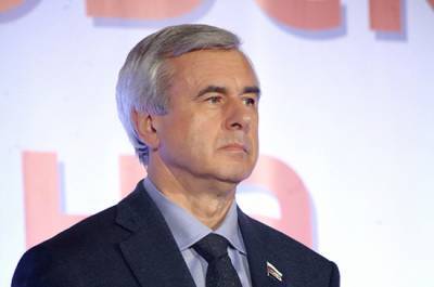 В «Единой России» рассмотрят вопрос о снятии полномочий Лысакова