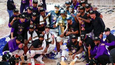 Вдова Брайанта поздравила «Лейкерс» с завоеванием чемпионства в НБА